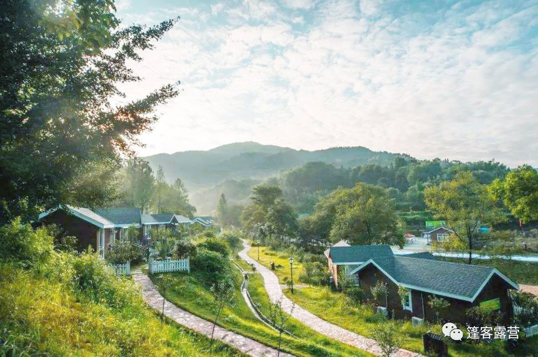 新县大别山露营地