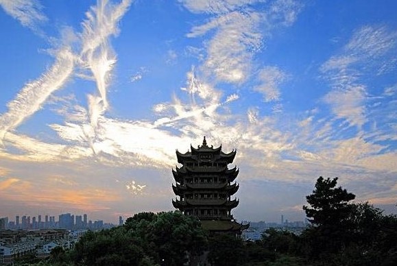 武汉黄鹤楼有人工讲解员吗