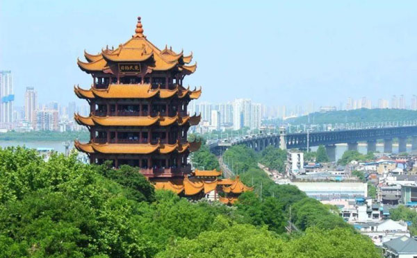 武汉黄鹤楼停车收费标准及周边停车场
