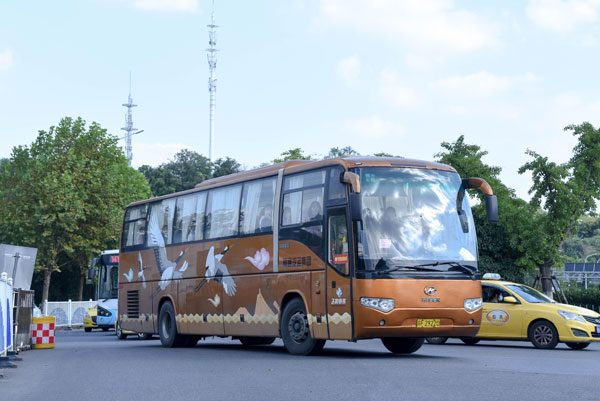 武汉租大巴车