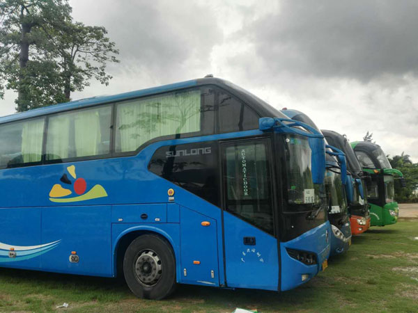 1625066681218373.jpg 员工上下班班车